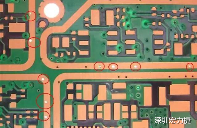 防止PCB過波峰焊時錫從導(dǎo)通孔貫穿元件面造成短路；特別是我們把過孔放在BGA焊盤上時，就必須先做塞孔，再鍍金處理，便于BGA的焊接。