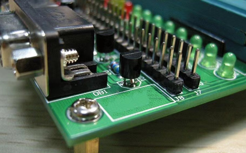 PCB制作大講堂：PCB板斷線是什么原因造成的？